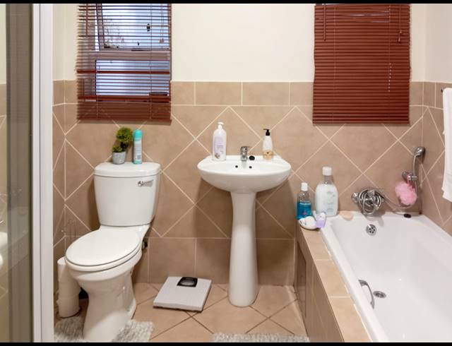 2 BEDROOM APARTMENT FOR SALE IN ANNLIN